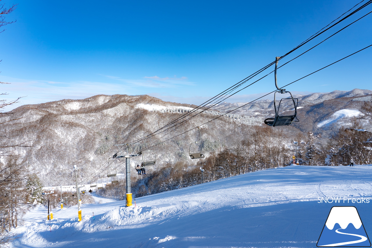 美唄国設スキー場｜豪雪・美唄からメリークリスマス！現在、道内屈指の積雪量。ということで、コンディションは最高です！